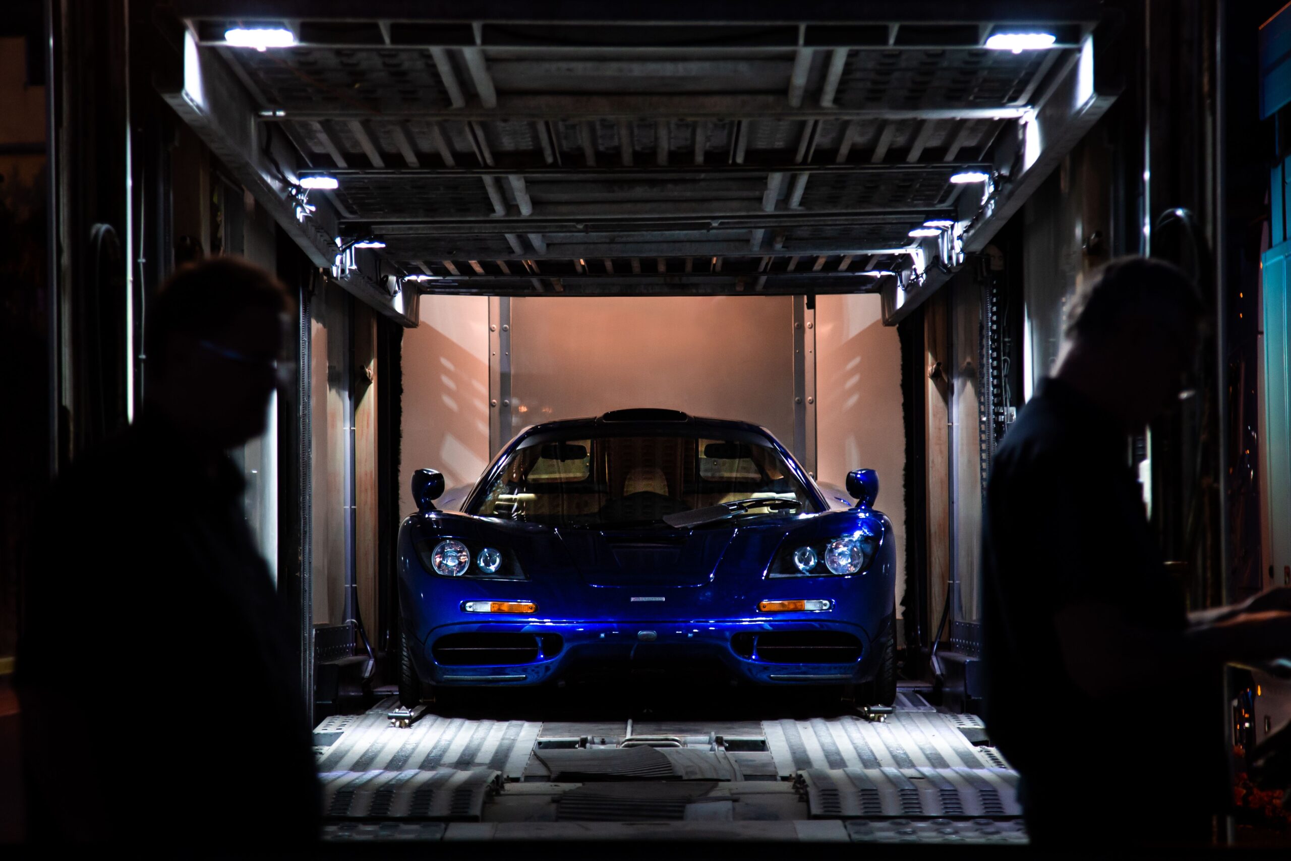 Exclusieve auto laten vervoeren